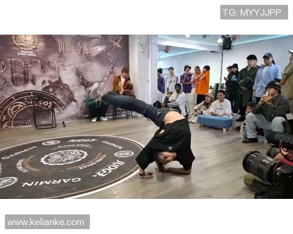 重庆街舞队荣登街舞节奏排行榜第八名展现城市风采与实力